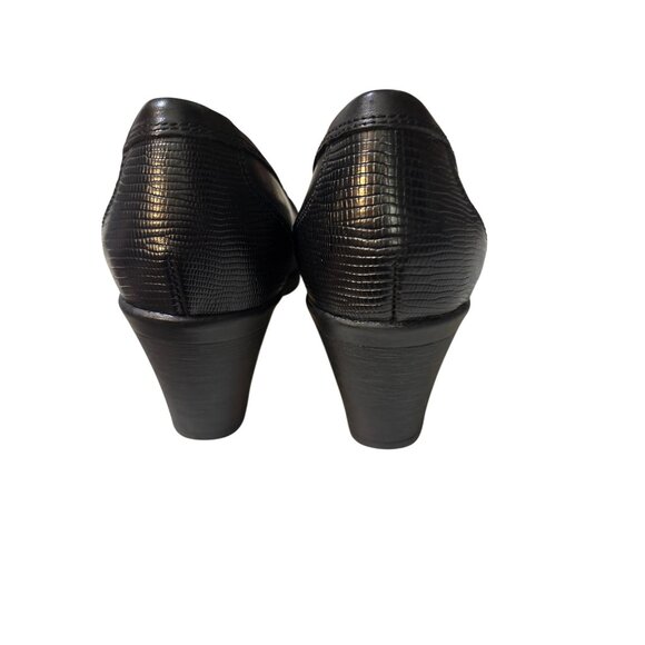 Clarks Black Textured Leather Heeled Loafers Women’s Size 9M - Picture 4 of 7